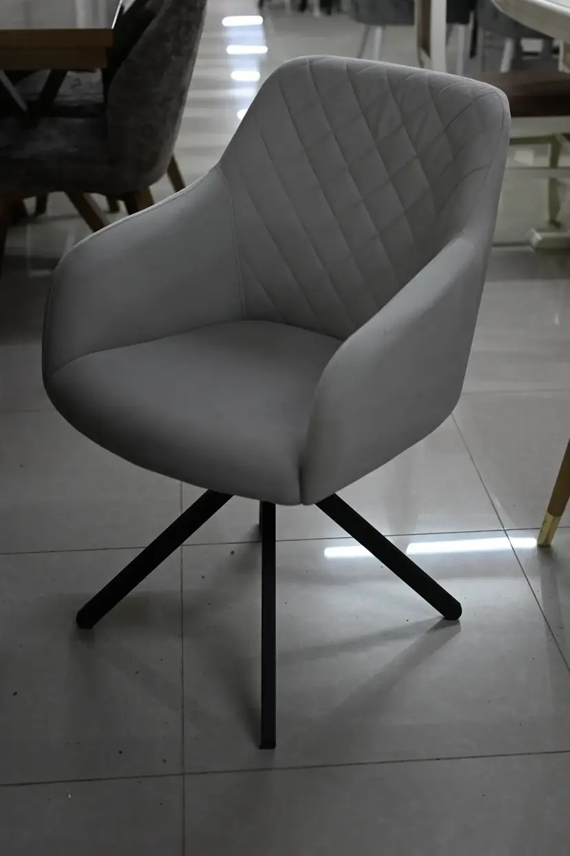 Stolica Rara