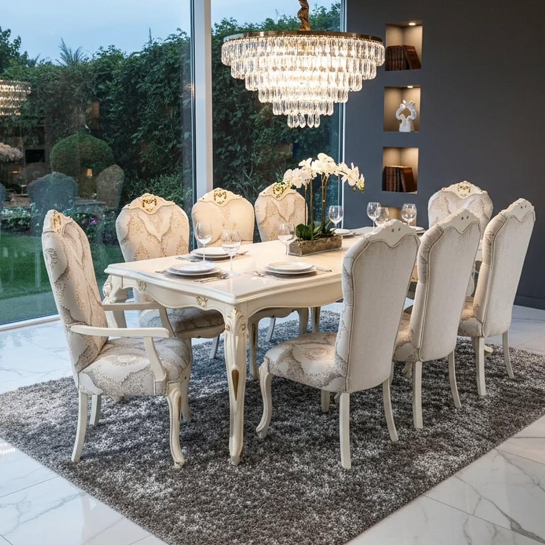 Slaviša Lux trpezarijski sto i stolice